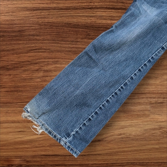 Bongo Low Rise 90s Embroidered Bootcut Denim Jeans - Picture 7 of 8